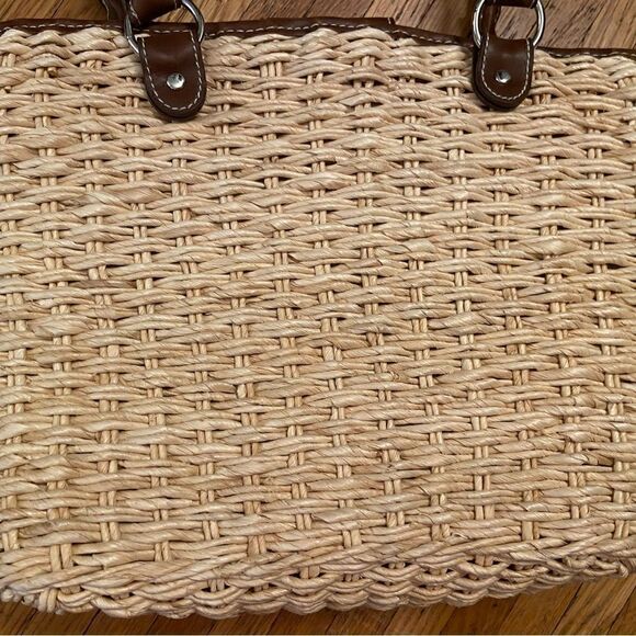American Living Straw/Cornhusk purse - Picture 4 of 7